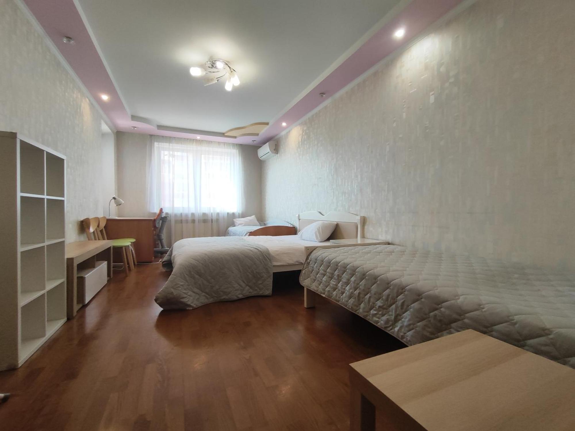 Велика Двокімнатна Данькевича Kiew Exterior foto